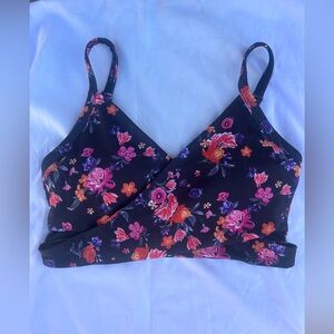 Fabletics Tammy Low Impact Sports Bra